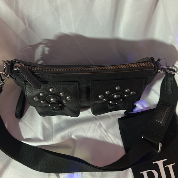 LAUREN Ralph Lauren Holiday Blk/Gunmtl Shoulder Bag